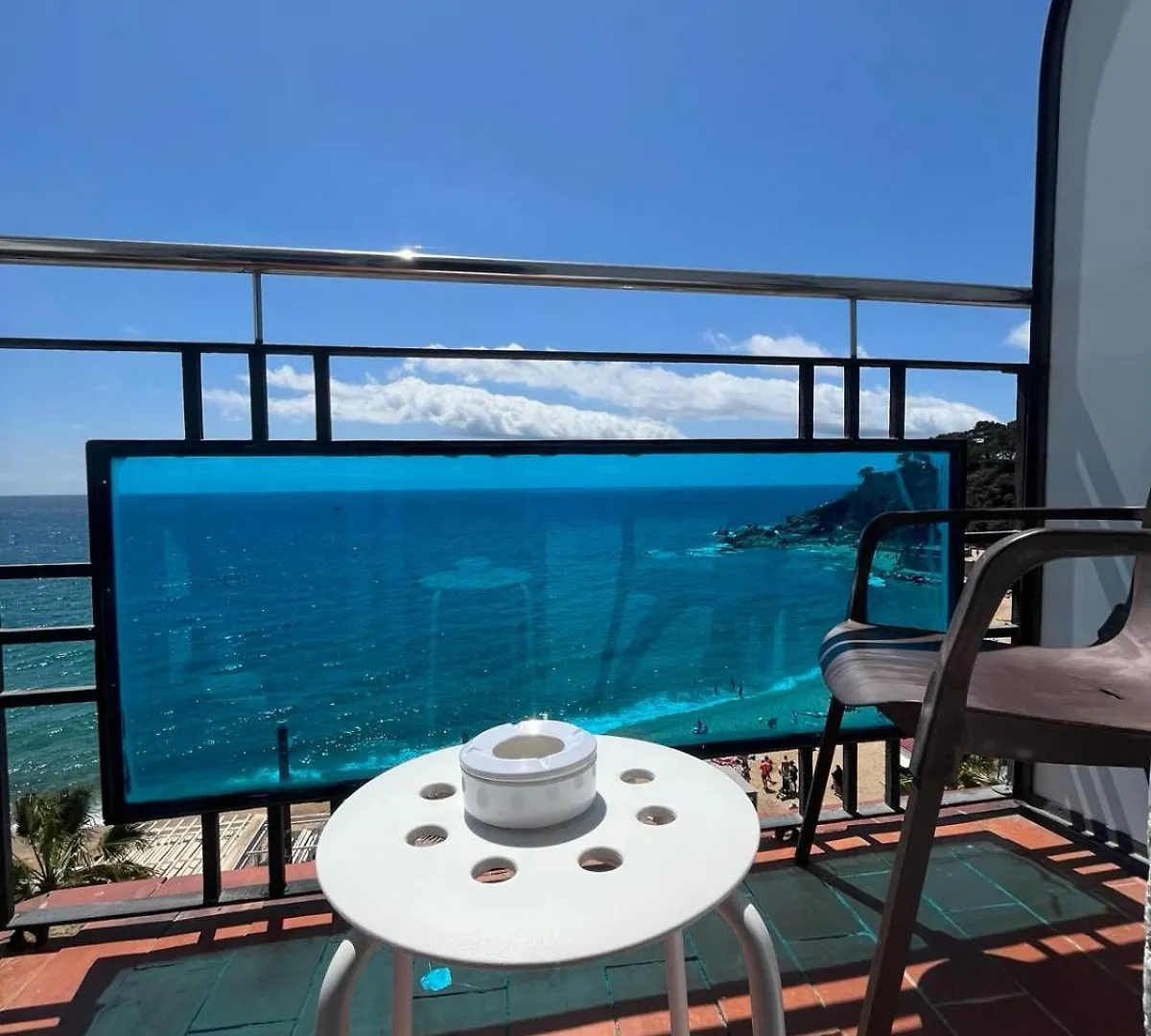 Hostal Mozaik Playa location