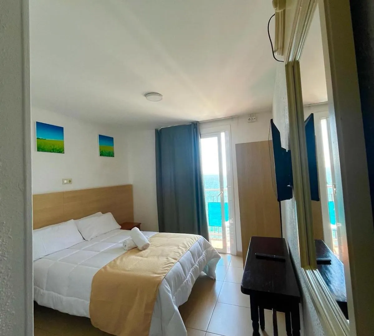 Hostal Mozaik Playa Lloret de Mar 0*,